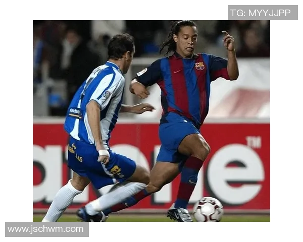 退役著名足球球星赛场往事与辉煌生涯再度回顾